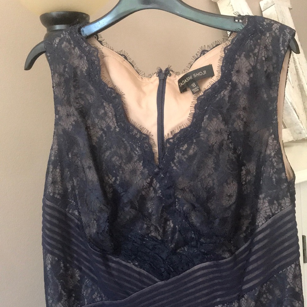Tadashi shoji lace dress